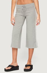 EDIKTED Zanele Side Stripe Capri Sweatpants