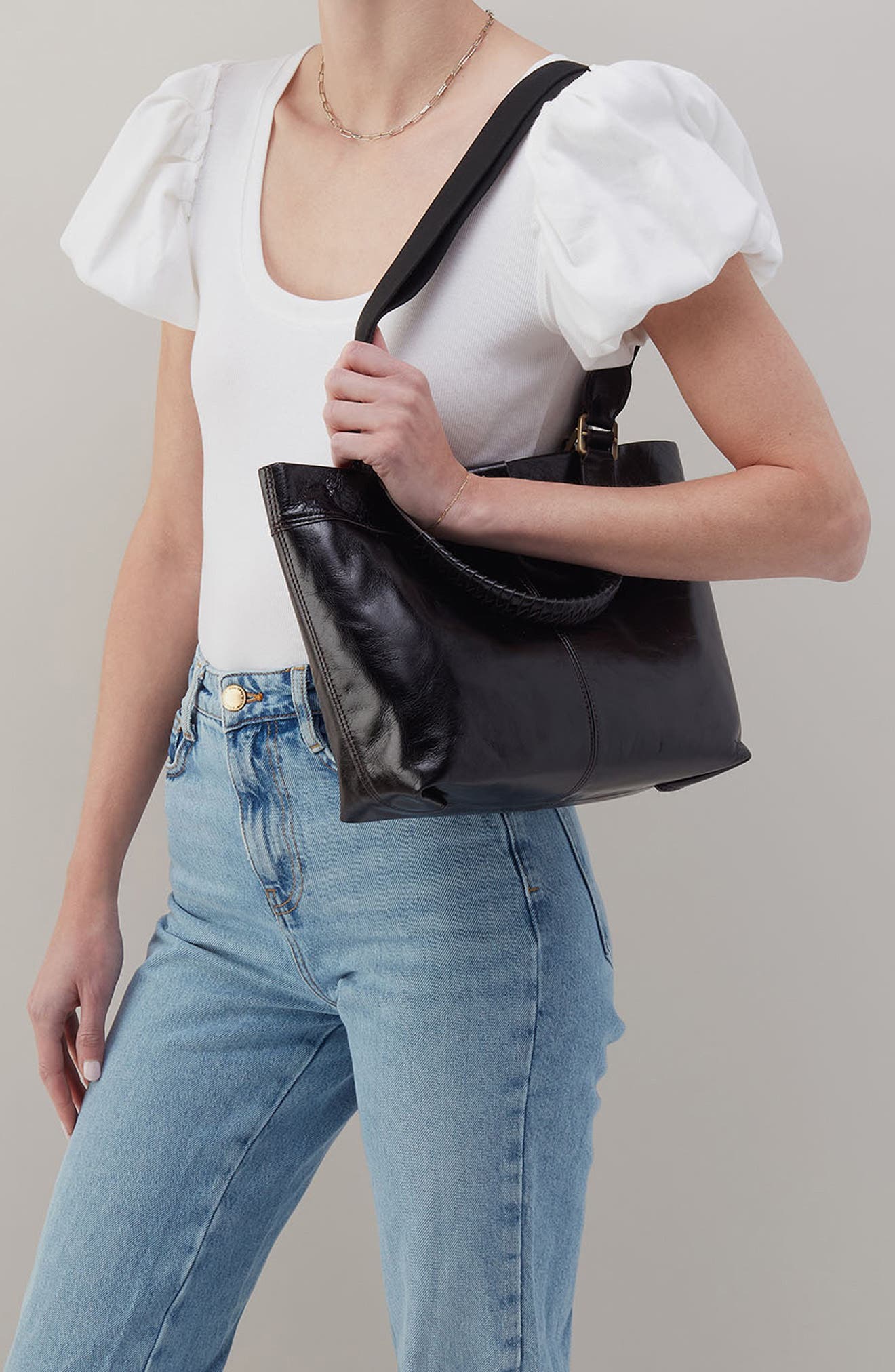 HOBO Medium Romy Leather Tote, Alternate, color, Black