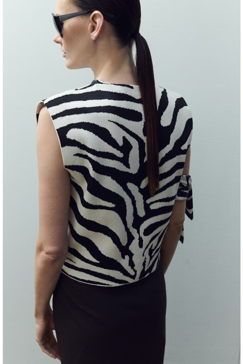 Zebra Jacquard Sleeveless Top, Alternate, color, BLACK