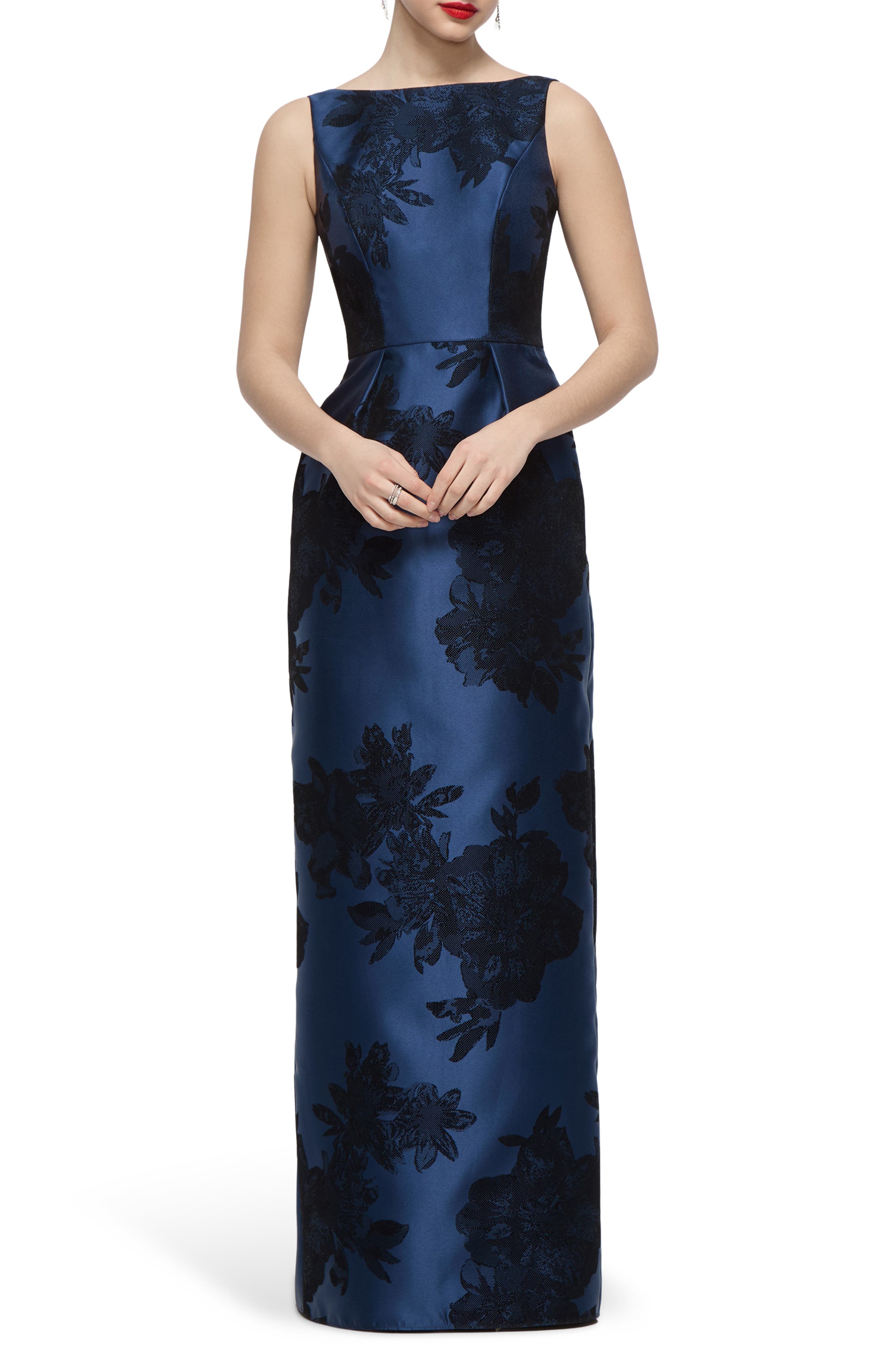 selected SOFT NAVY/ BLACK