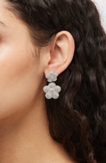 【関税込み】Daisy Balloon Earrings - Marc Jacobs - l - S Marc Jacobs The Daisy Balloon Earrings | Silver | FARFETCH
