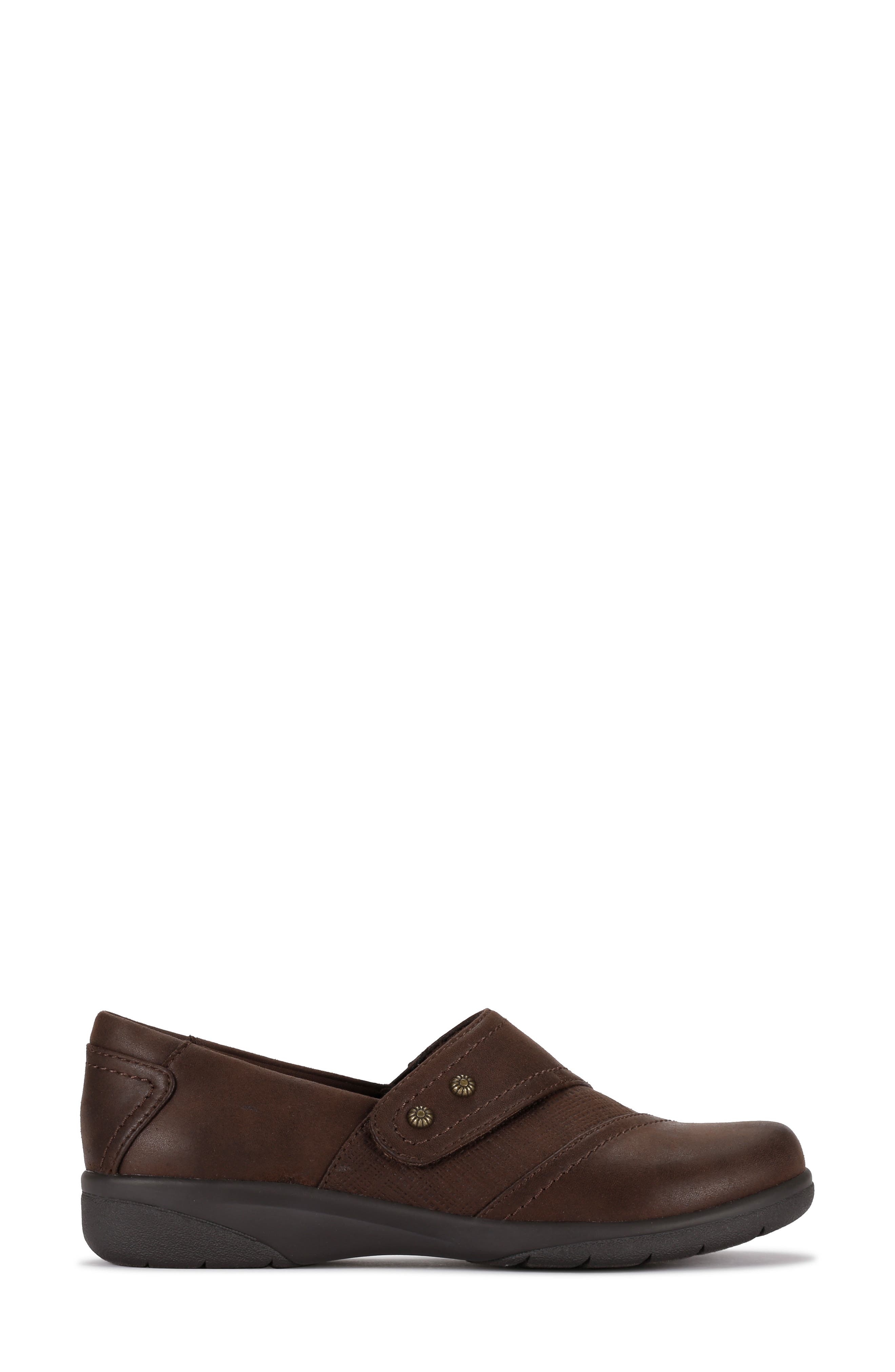 BARETRAPS Darma Loafer, Alternate, color, Dark Brown