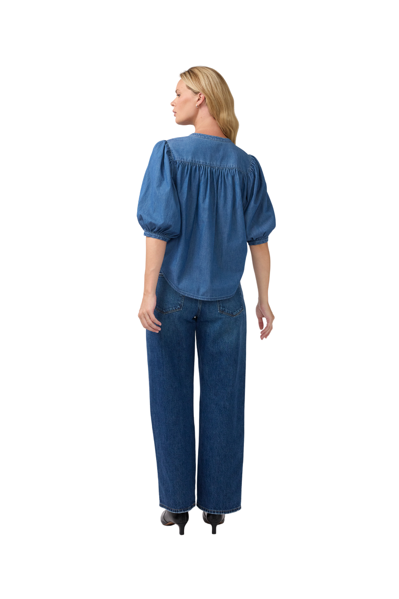Relaxed Popover Chambray Maternity Shirt, Alternate, color, Medium Wash