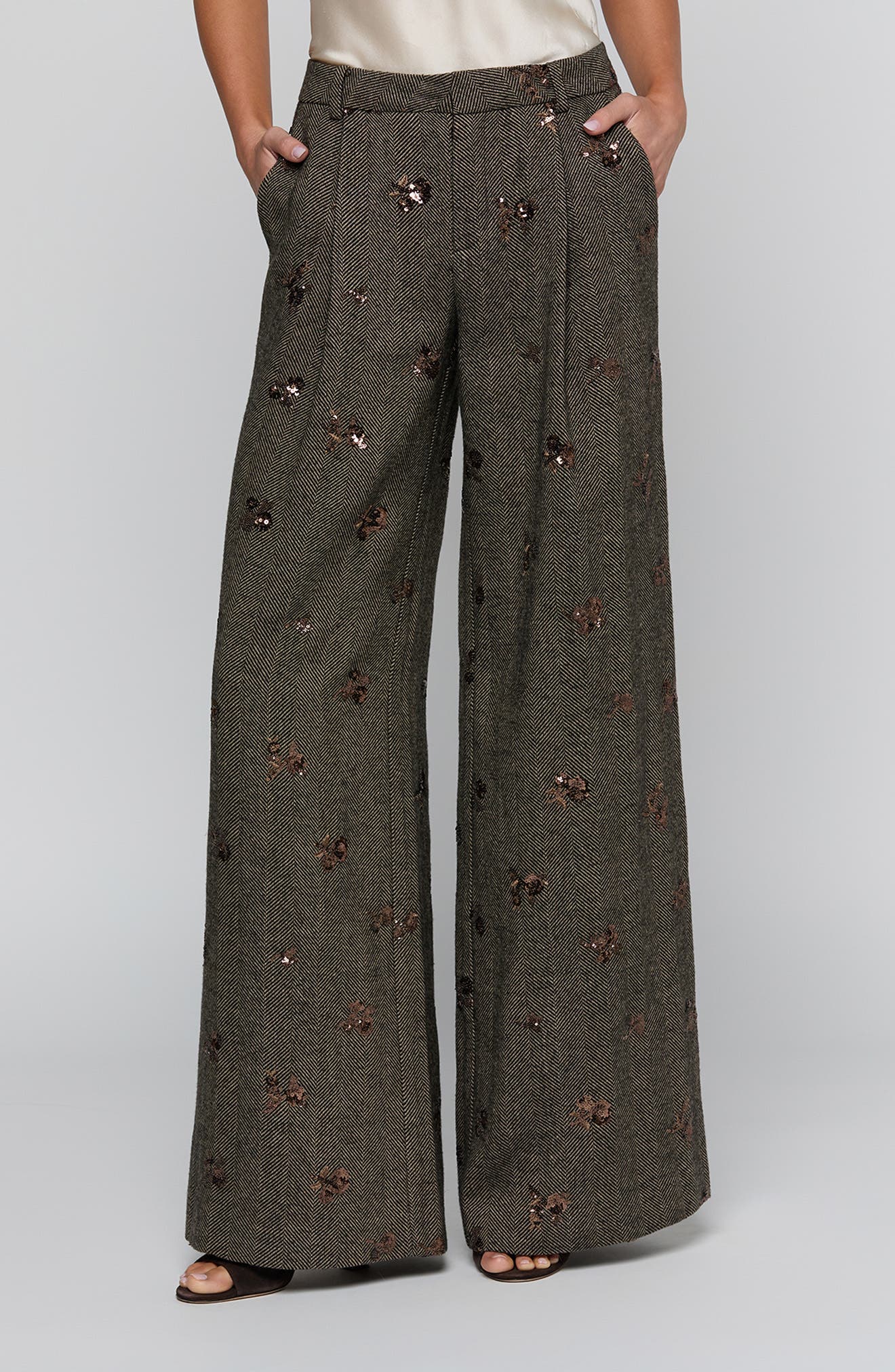 selected BEIGE/BLACK GOLD FLOWER SEQUIN
