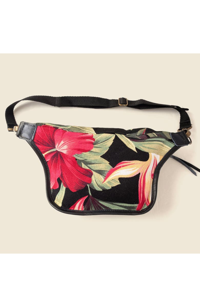 Casupo The Perfect Fanny Pack, Alternate, color, Black Floral