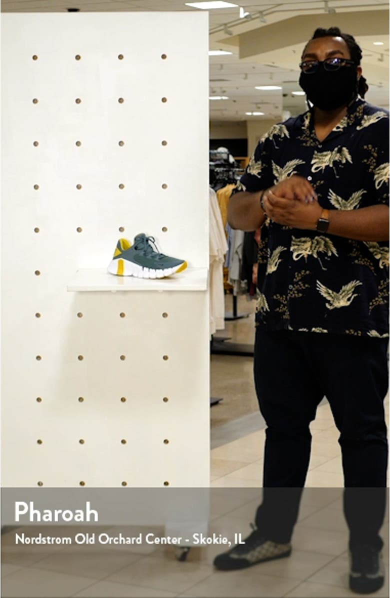 Free Metcon 4 Training Shoe, sales video thumbnail