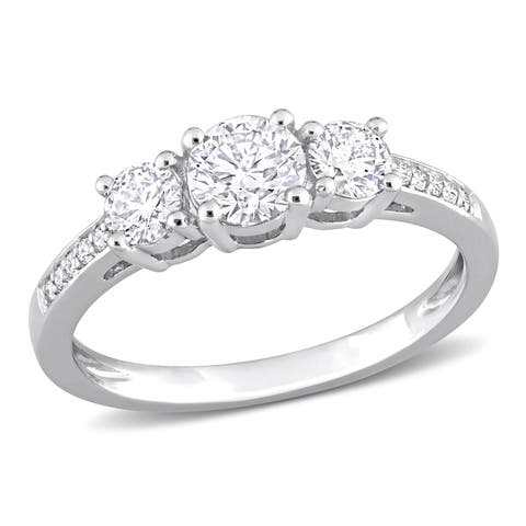 Diamond 3-Stone Engagement Ring Platinum