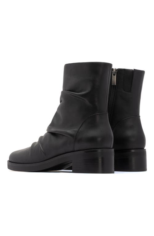 Abeo Traverse Scrunch Boot In Black - Regular