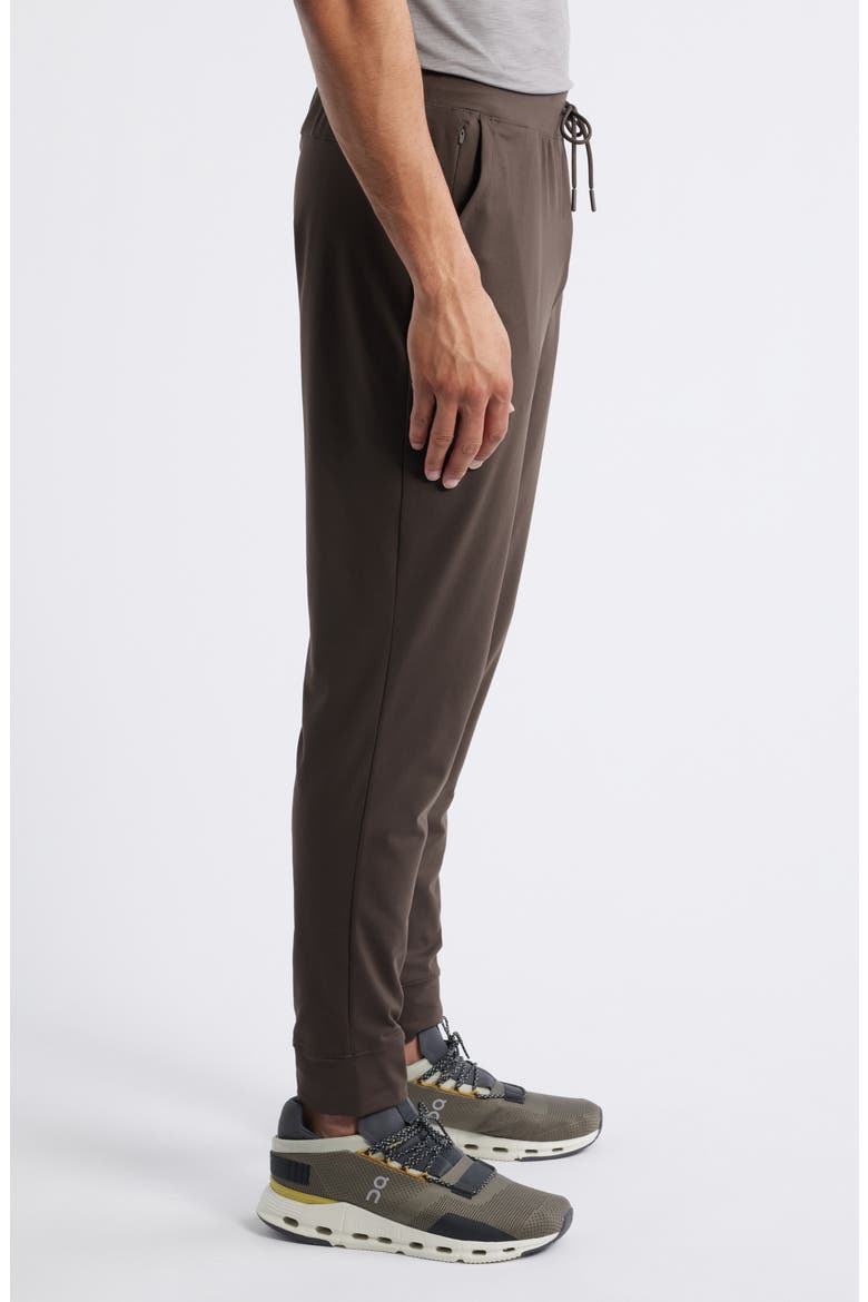 Live in Performance Joggers, Alternate, color, BROWN MULCH