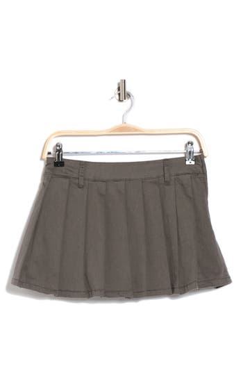 Flying Angel Pleated Twill Miniskort In Gray