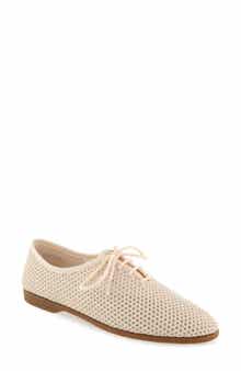 Breezy Oxford