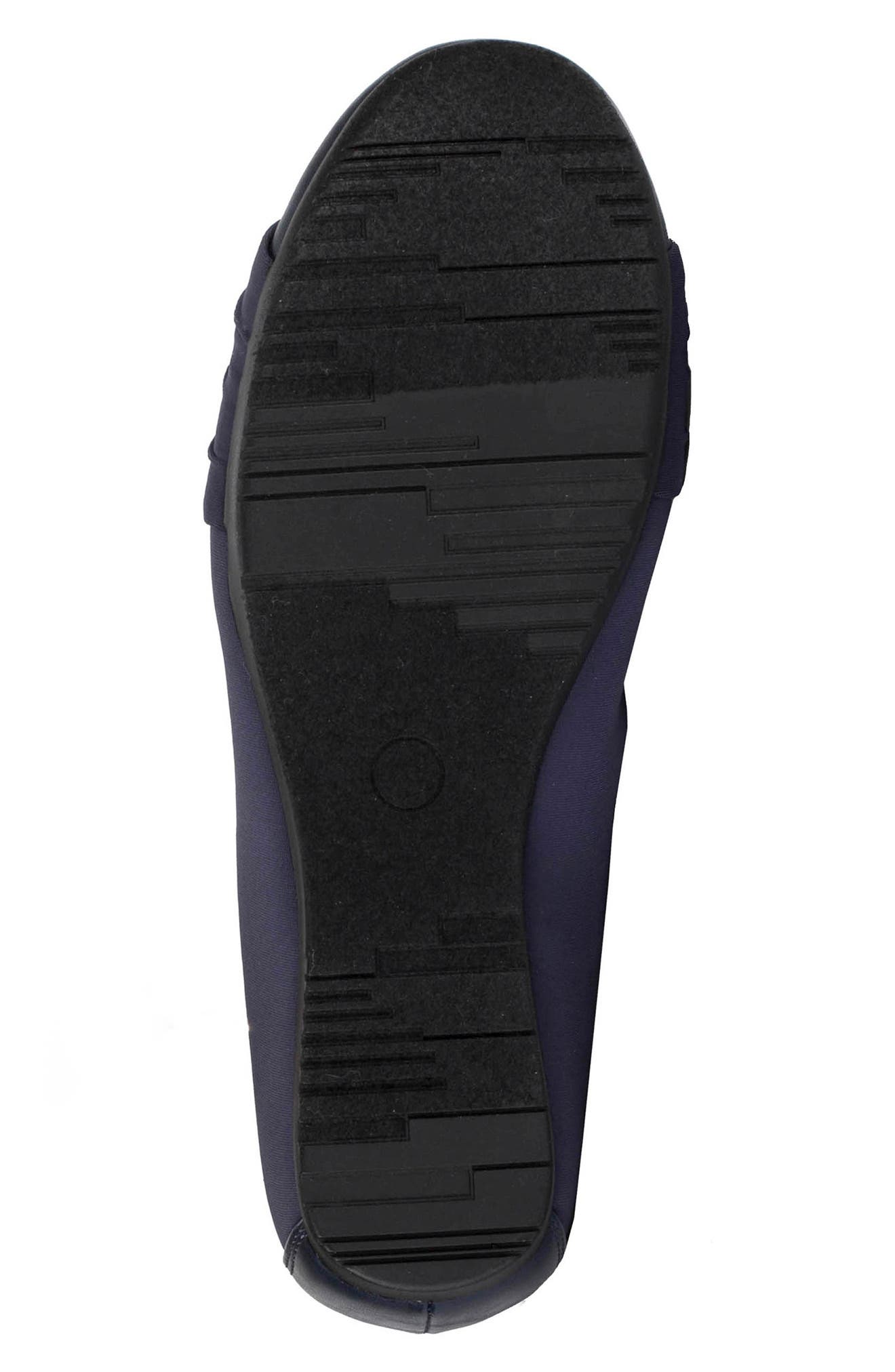 BARETRAPS Marcie Closed Toe Flat, Alternate, color, Navy