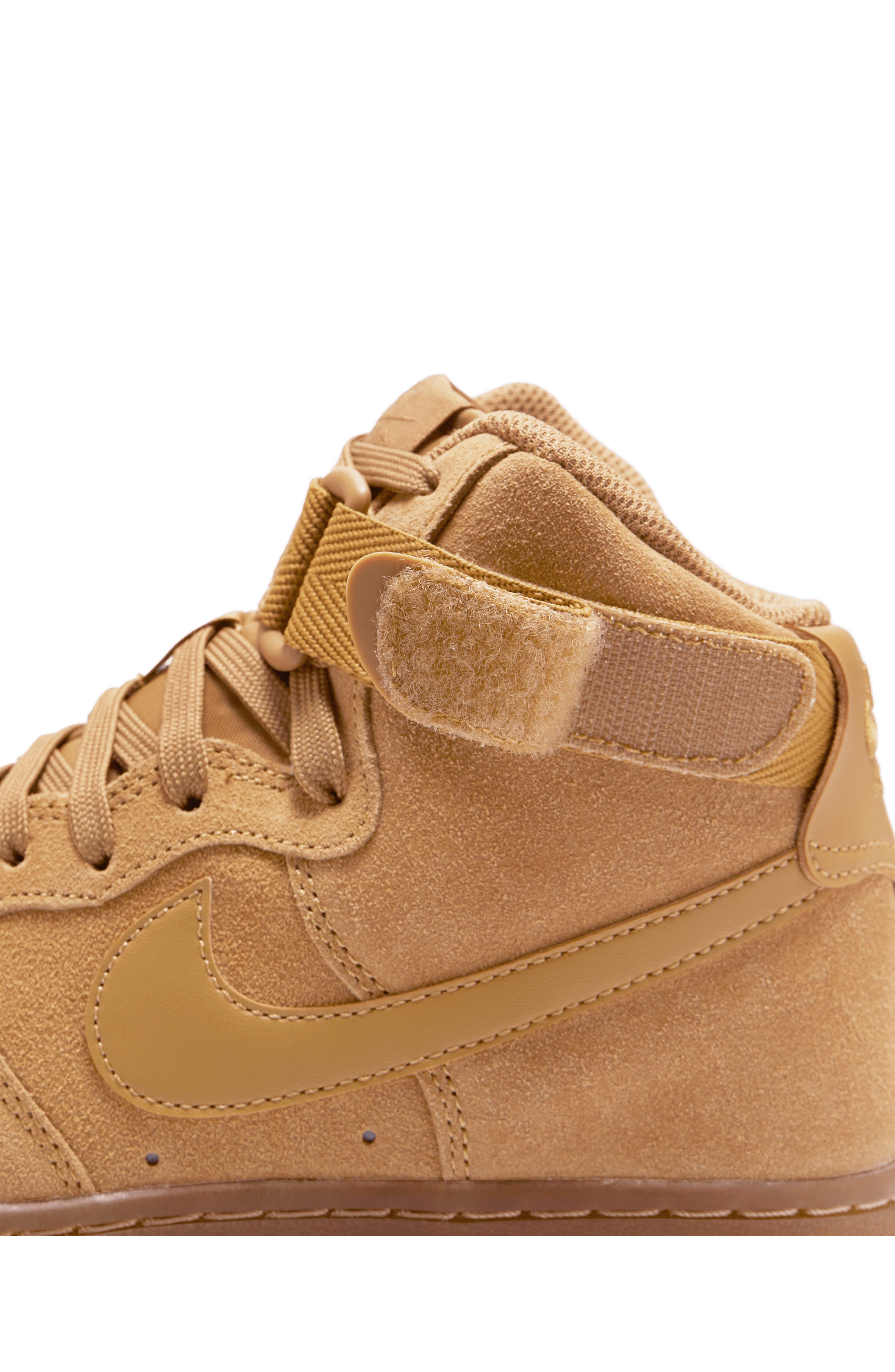 Nike Air Force 1 High LV8 3 Sneaker, Alternate, color, 