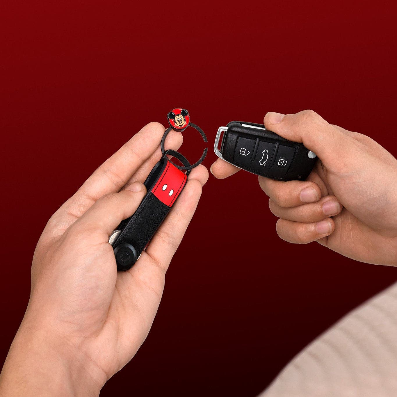 Orbitkey Disney Hybrid Leather Key Organiser + Ring v2 Kit, Alternate, color, Mickey Mouse