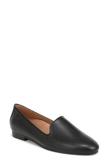 Vionic Willa Ii Loafer In Loafer Black