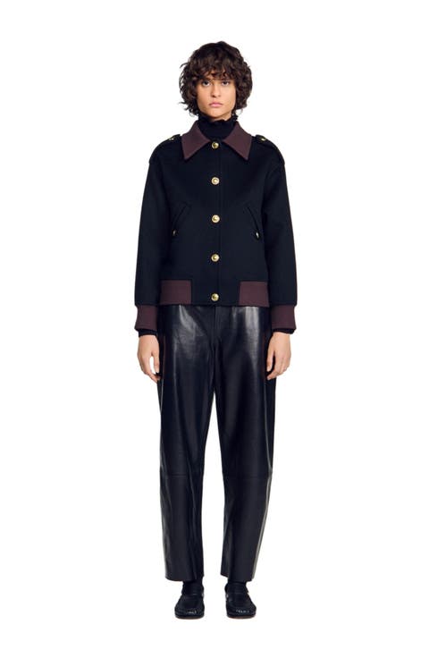 Short coat with contrast collar