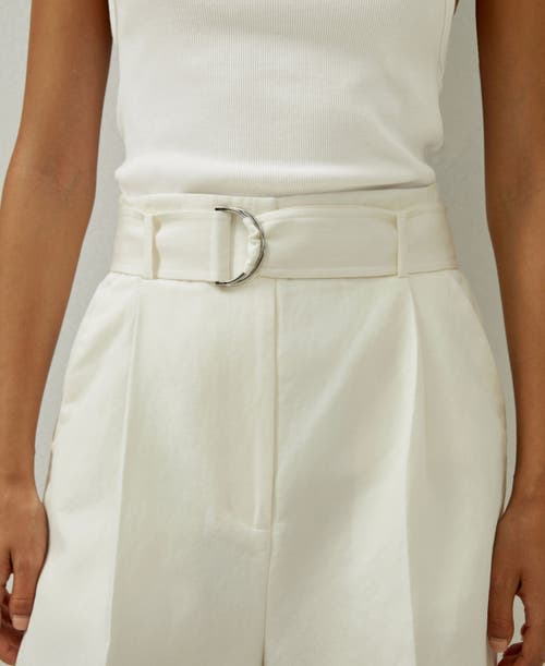 Lilysilk Chic Silk-linen Blend Bermuda Shorts In White