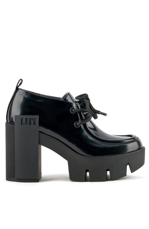 Grip Moc Mid Slip-On