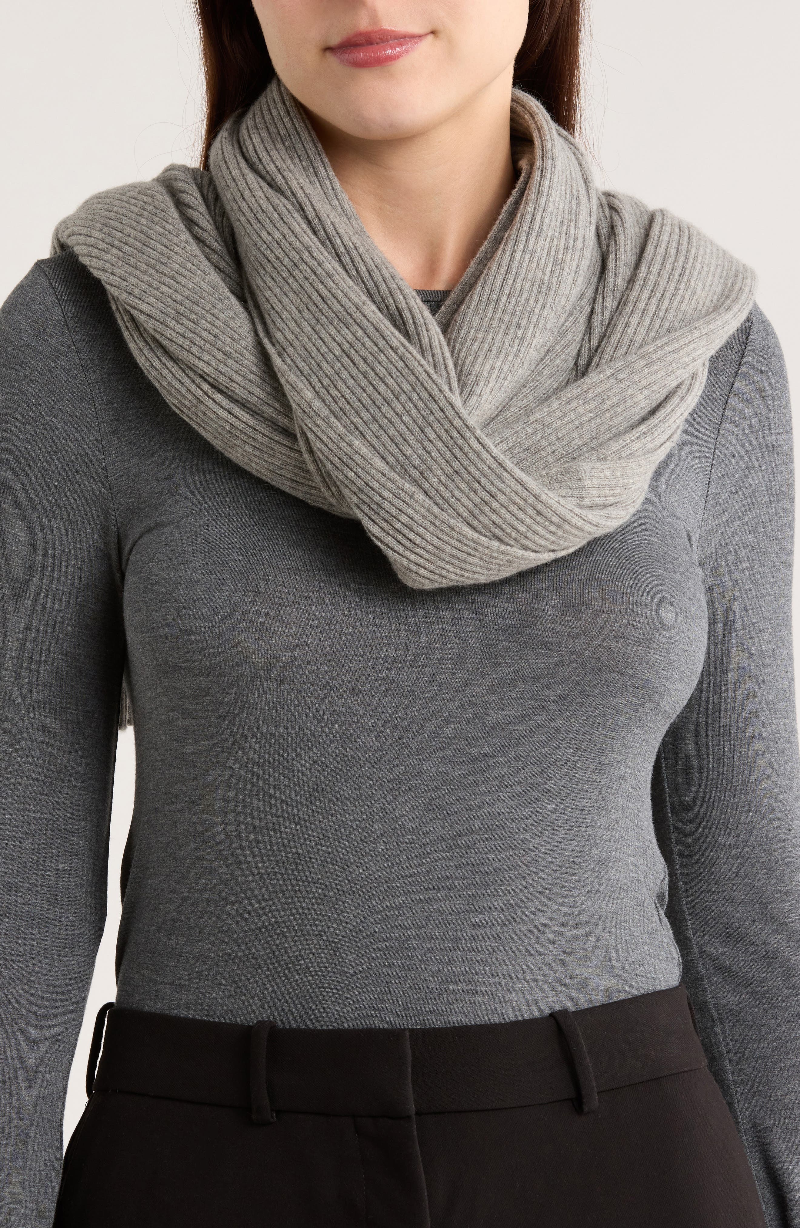 MEDIUM HEATHER GREY