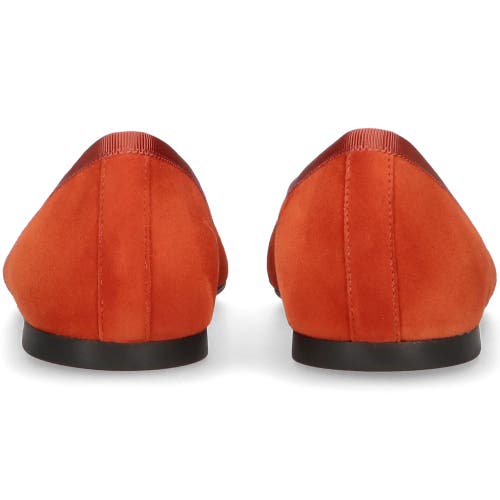 Pretty Ballerinas Round Toe Ballet Flat In Orange