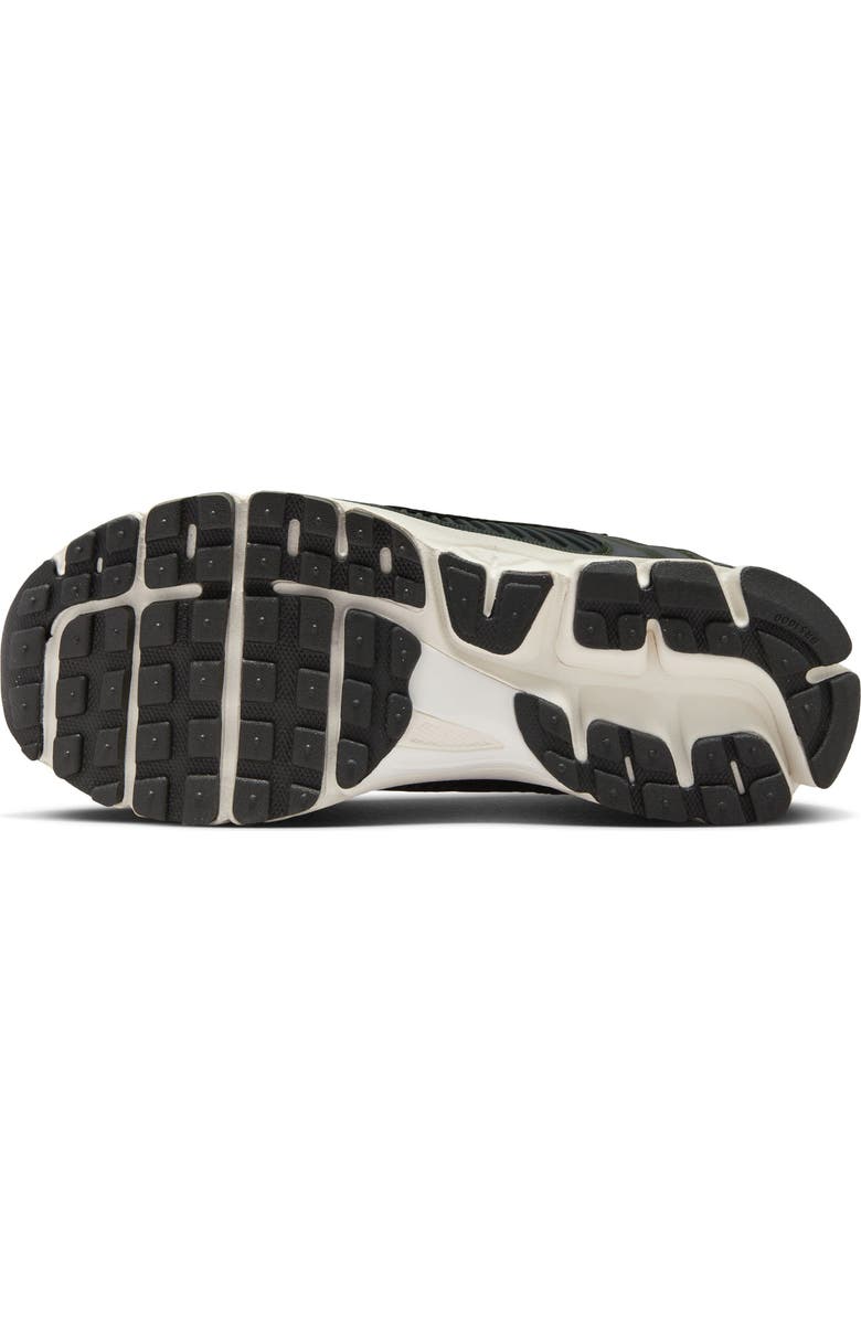 Nike Zoom Vomero 5 Sneaker, Alternate, color,