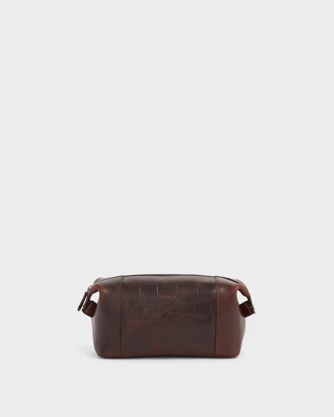 The Brixton Leather Washbag
