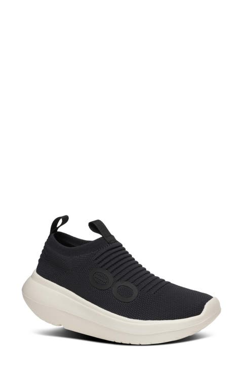 OOmy Zen Slip-On Sneaker (Women)