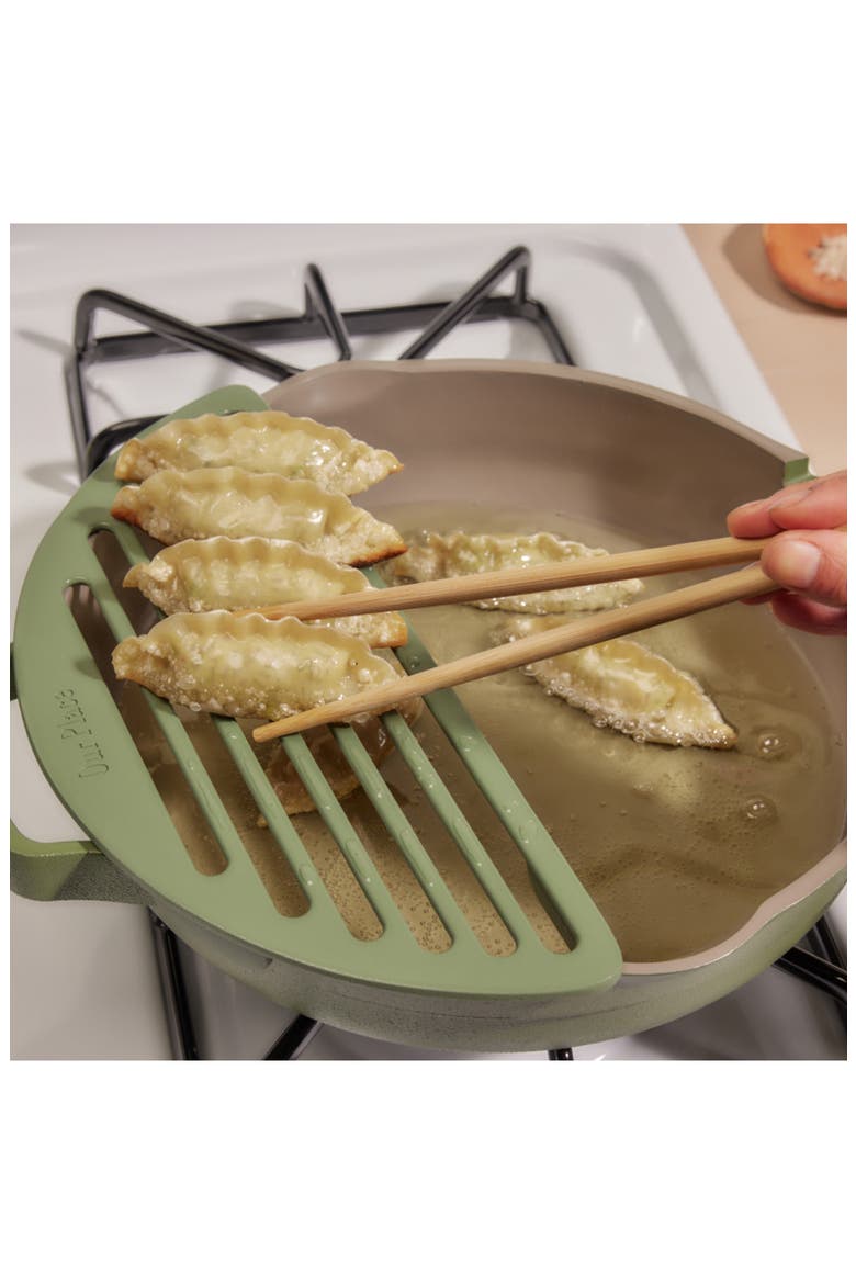Fry Deck with Chopsticks, Alternate, color, SAGE