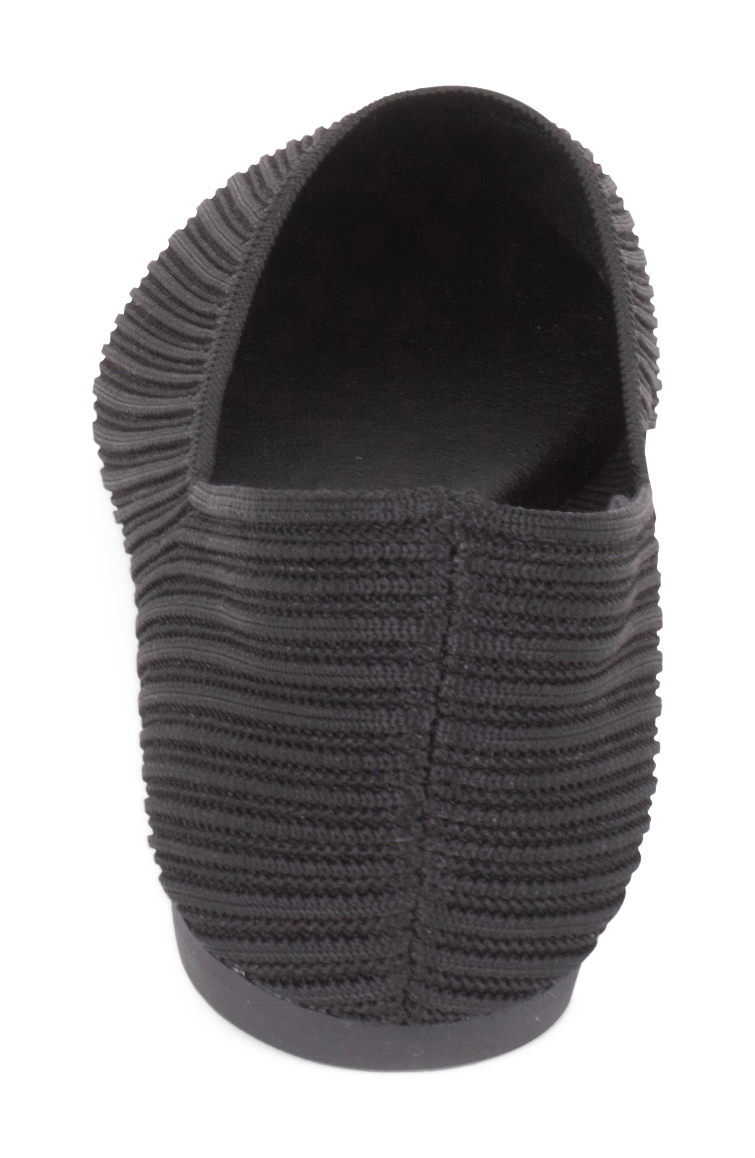 Tahari Maldives Pointed Toe Flat, Alternate, color, Black