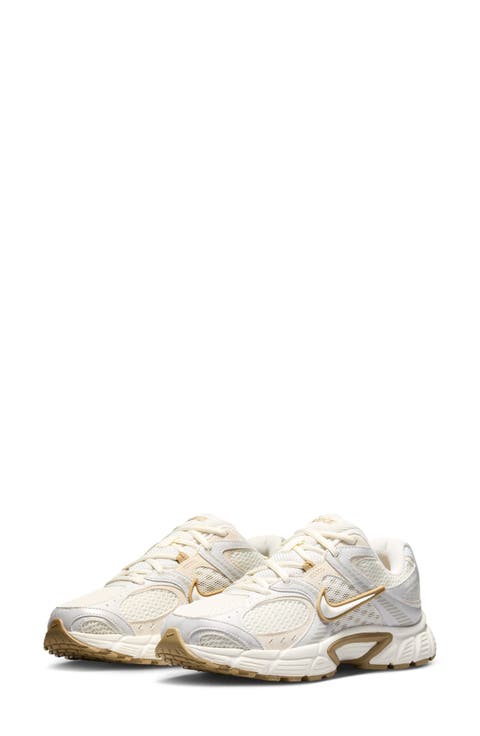 V5 RNR Sneaker