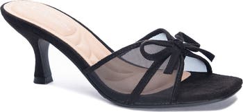Jump Up Bow Slide Sandal