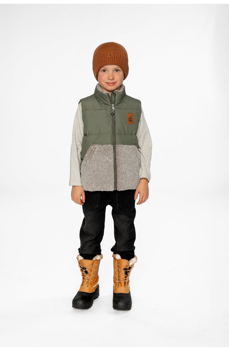 Deux par Deux Sleeveless Quilted Fleece Pocket Mid-Season Vest, Alternate, color,