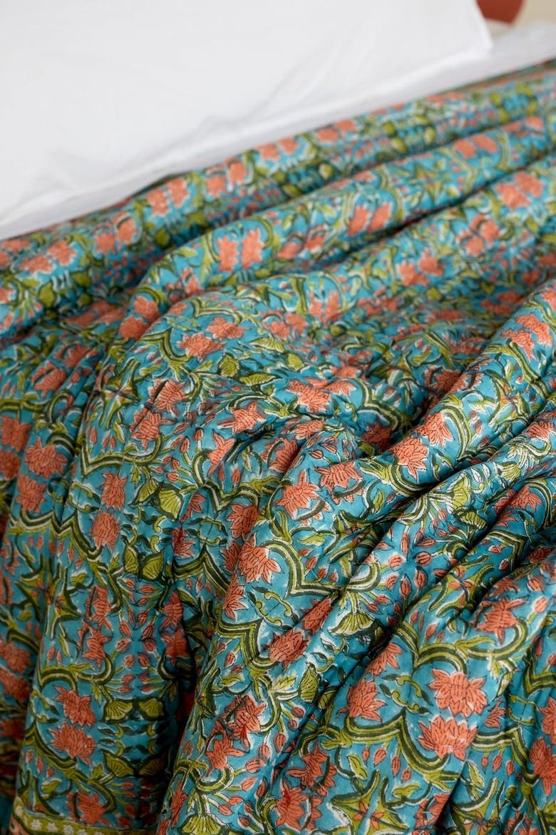 Topanga Quilt - Queen, Alternate, color, White, blue, green, pink