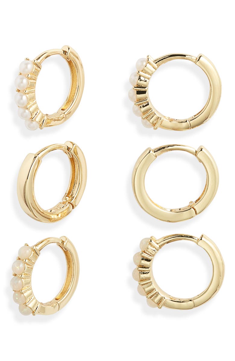 Chelsea28 Set of 3 Demi Fine Huggie Hoop Earrings, Alternate, color, White- Clear- Gold