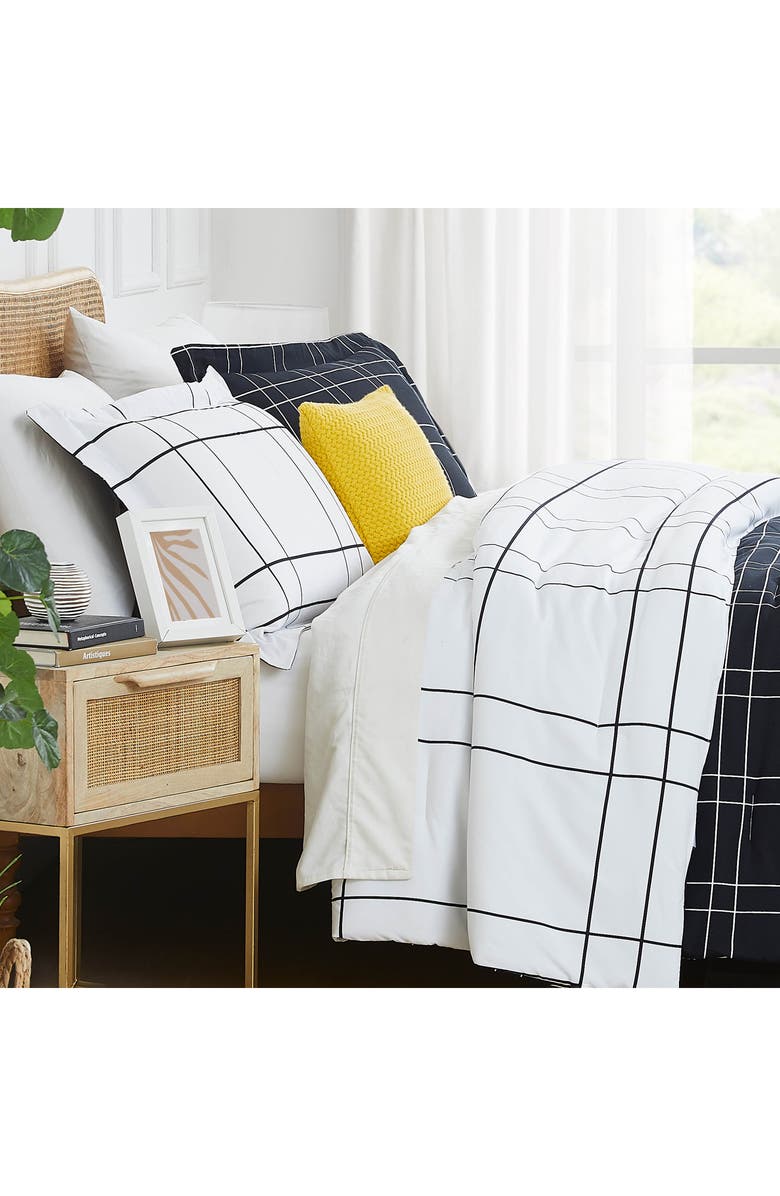 SOUTHSHORE FINE LINENS Urban Grid 5-Piece Comforter Set, Alternate, color, Black