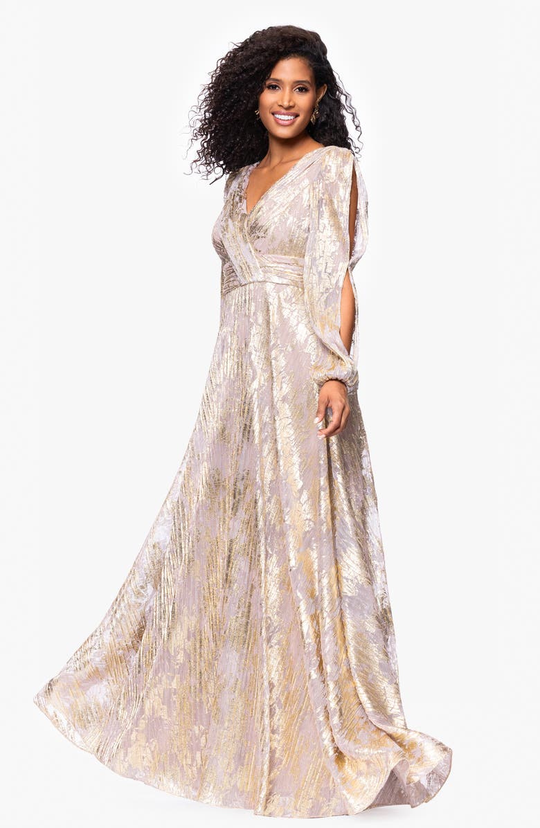 Betsy & Adam Metallic Crinkle Print Long Sleeve A-Line Gown, Alternate, color, White/ Pink/ Gold