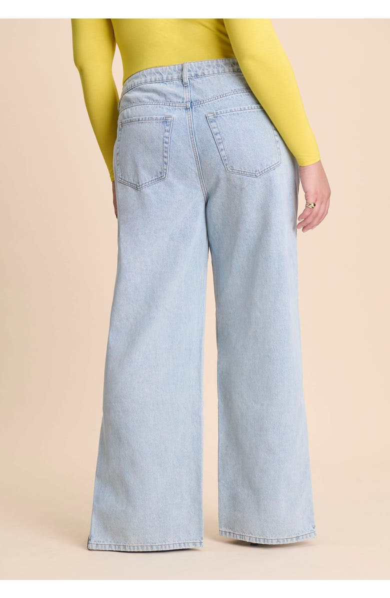 ELOQUII Side Zip Loose Jean, Alternate, color, Light Wash