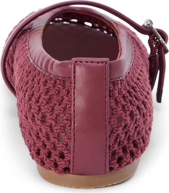 Nolita Mary Jane Flat