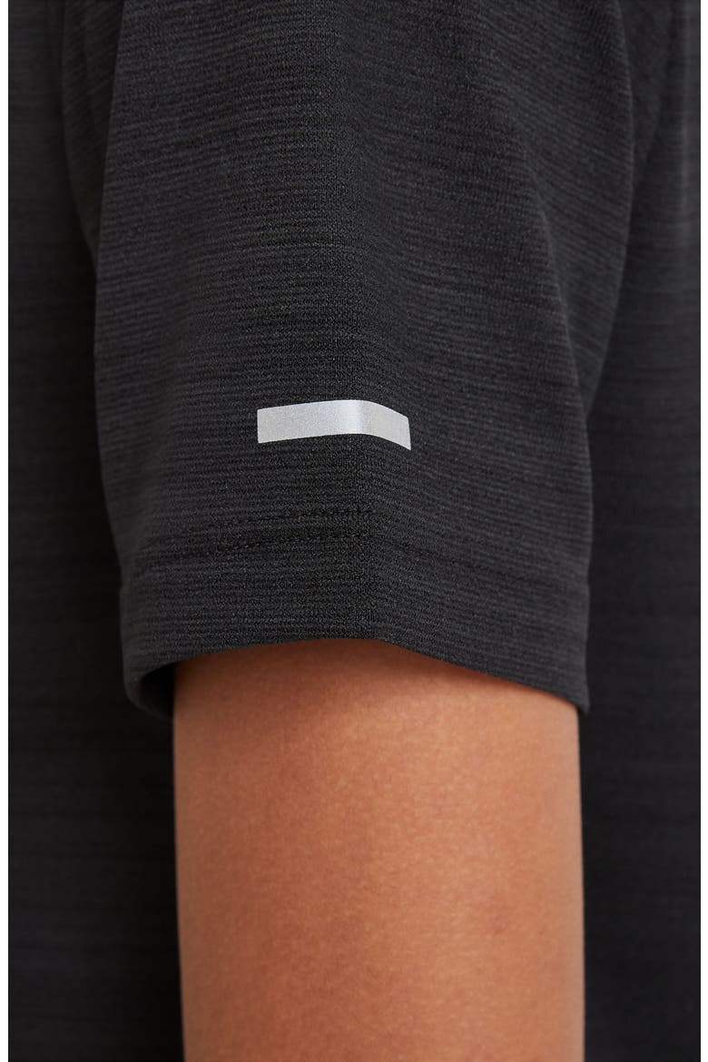 Kids' Dri-FIT Miler Training T-Shirt, Alternate, color, BLACK