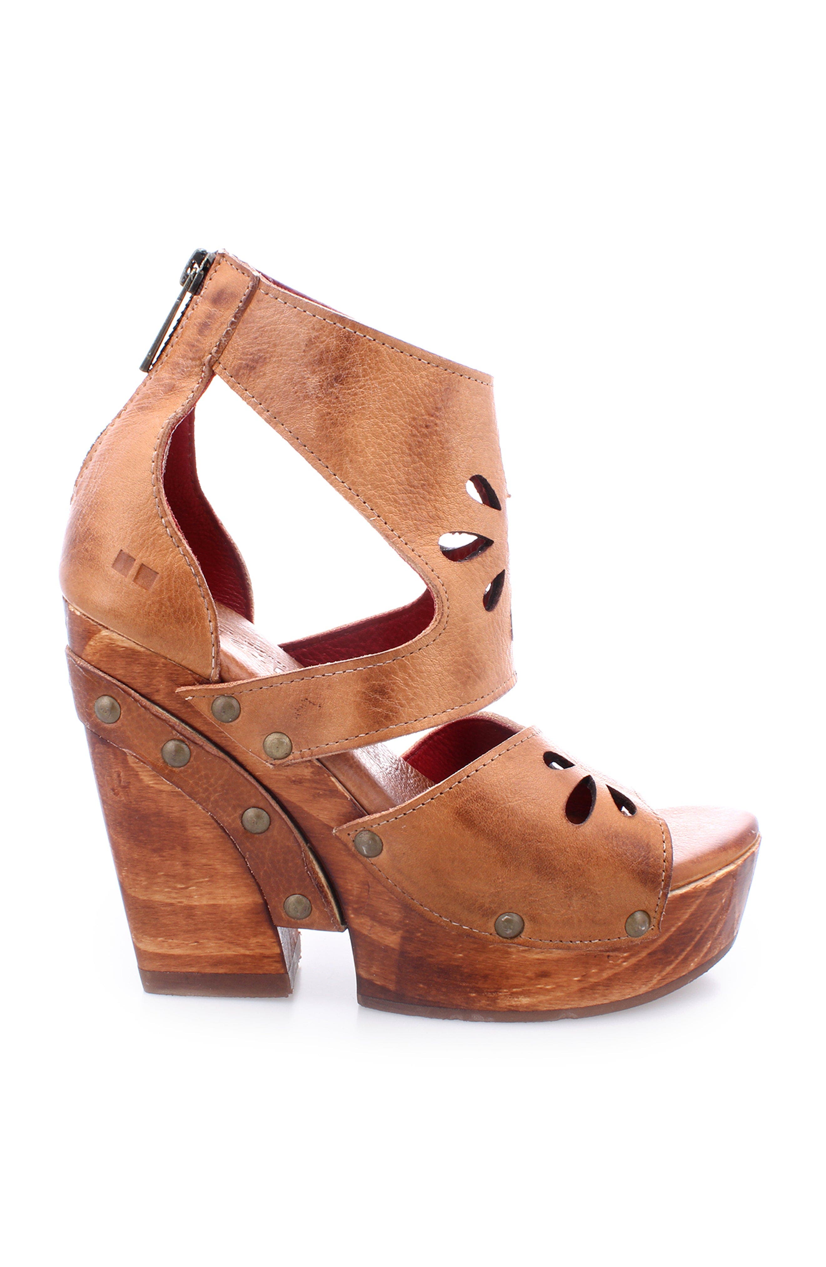 Bed Stu Lucrative Wood Wedge, Alternate, color, Tan Rustic