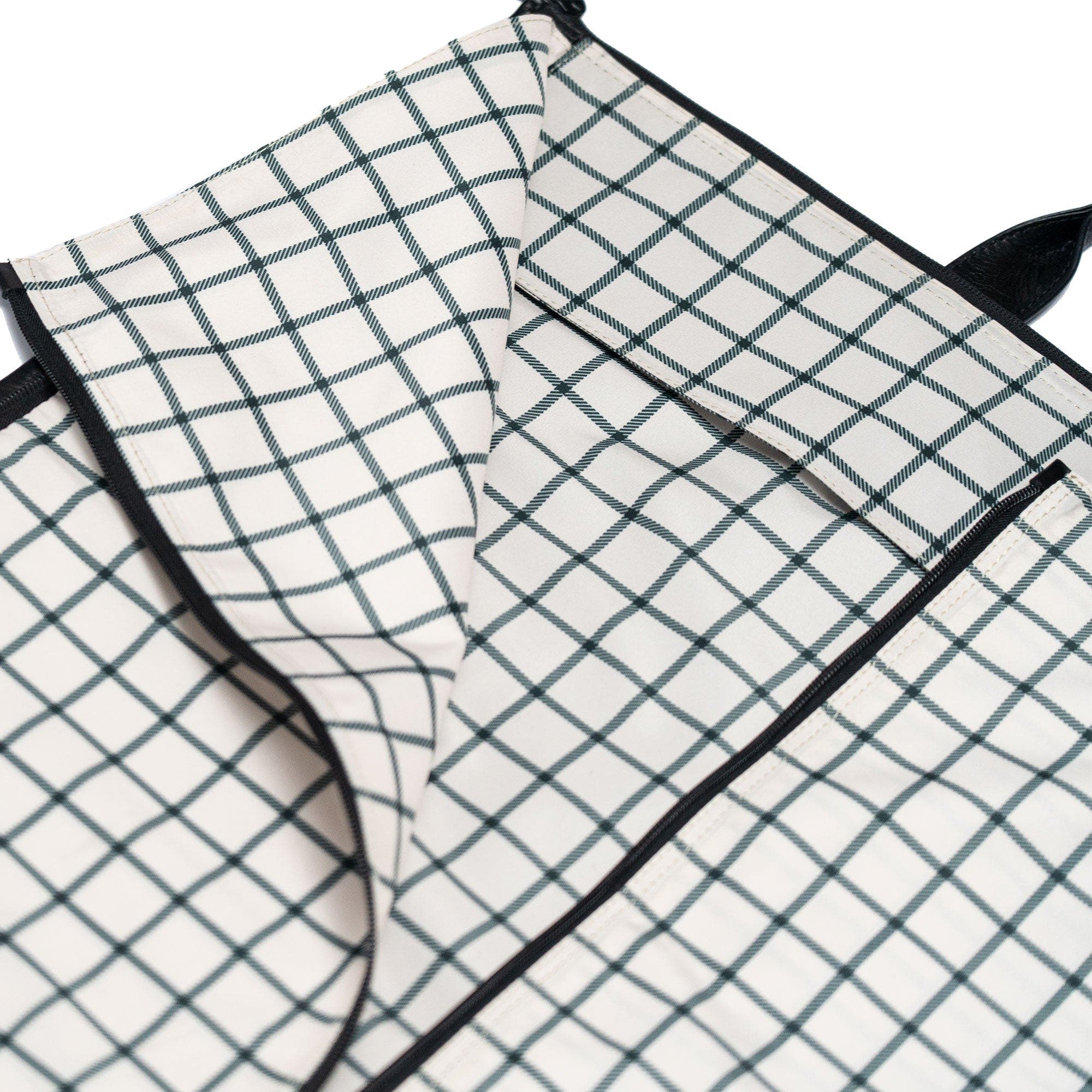 SABANDIJA Coyote Handbag, Alternate, color, Black