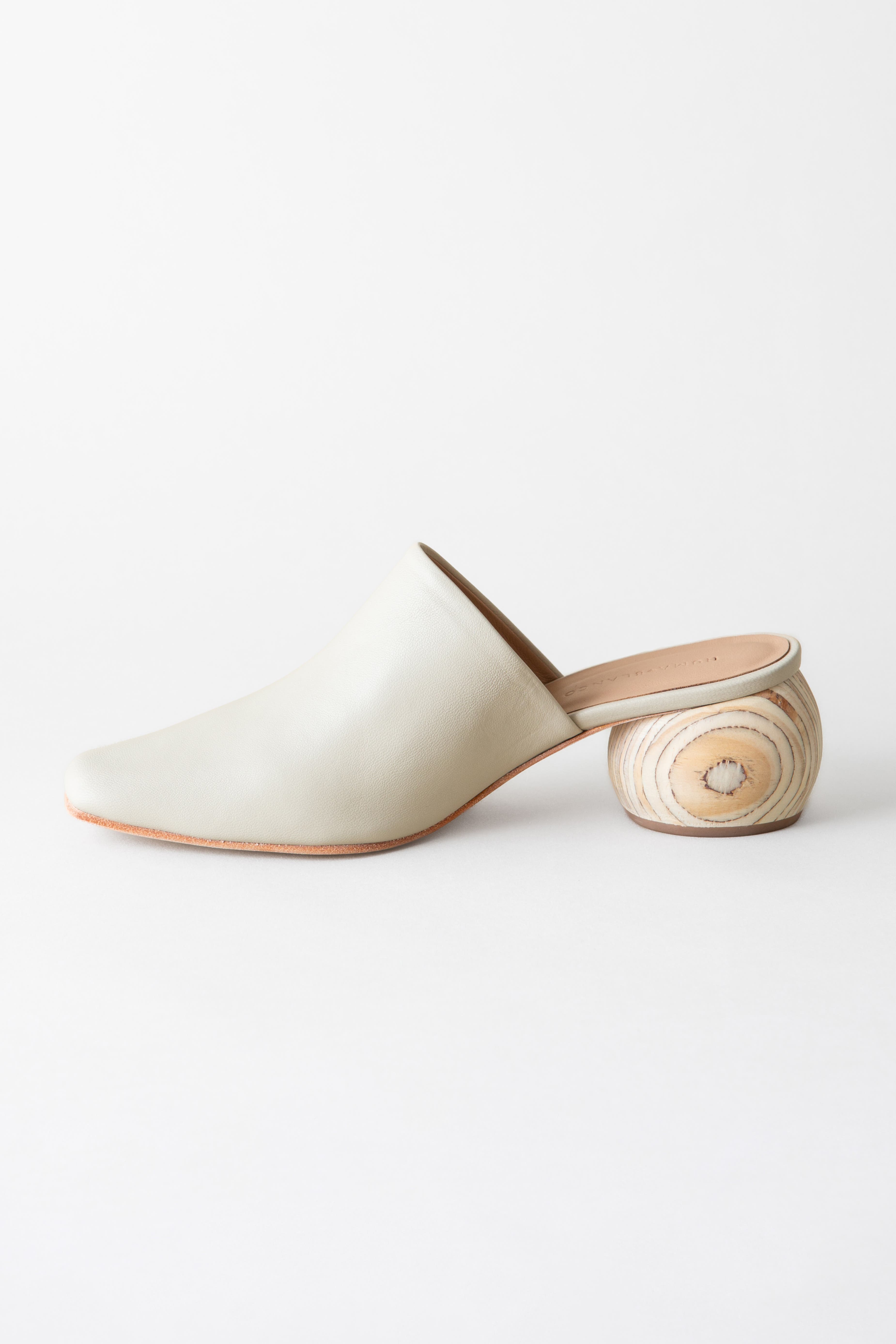 Mina Mule, Alternate, color, Bone