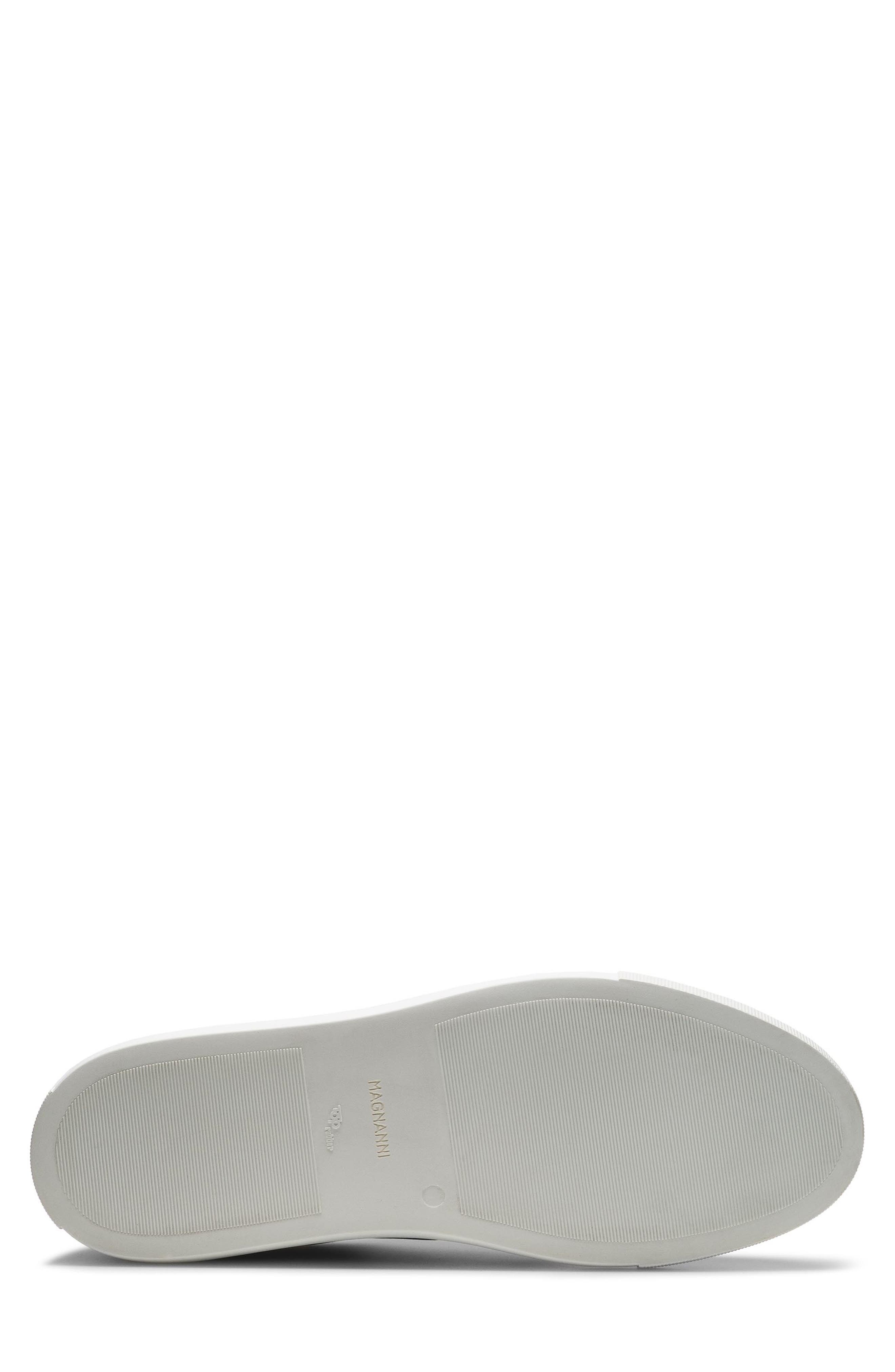 Magnanni Griffith Low Top Sneaker, Alternate, color, 