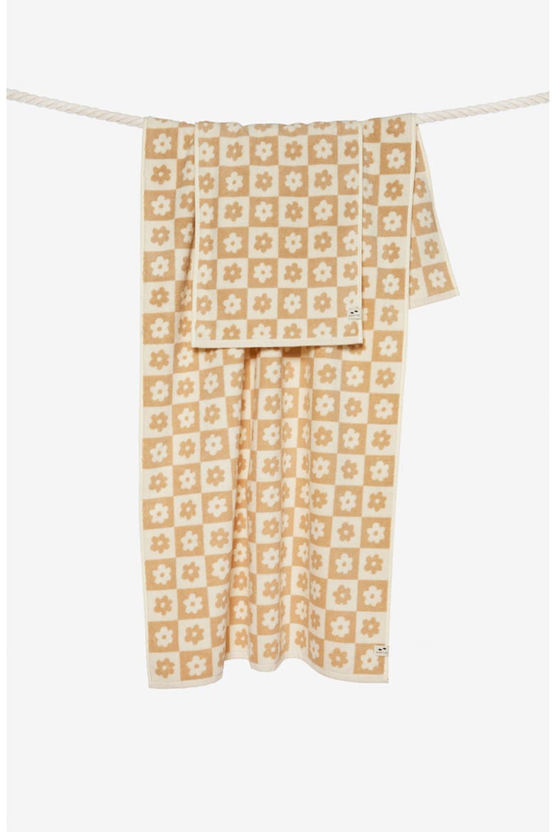 Gigi Bath Towel, Alternate, color, SANDSTONE