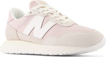 237 Sneaker