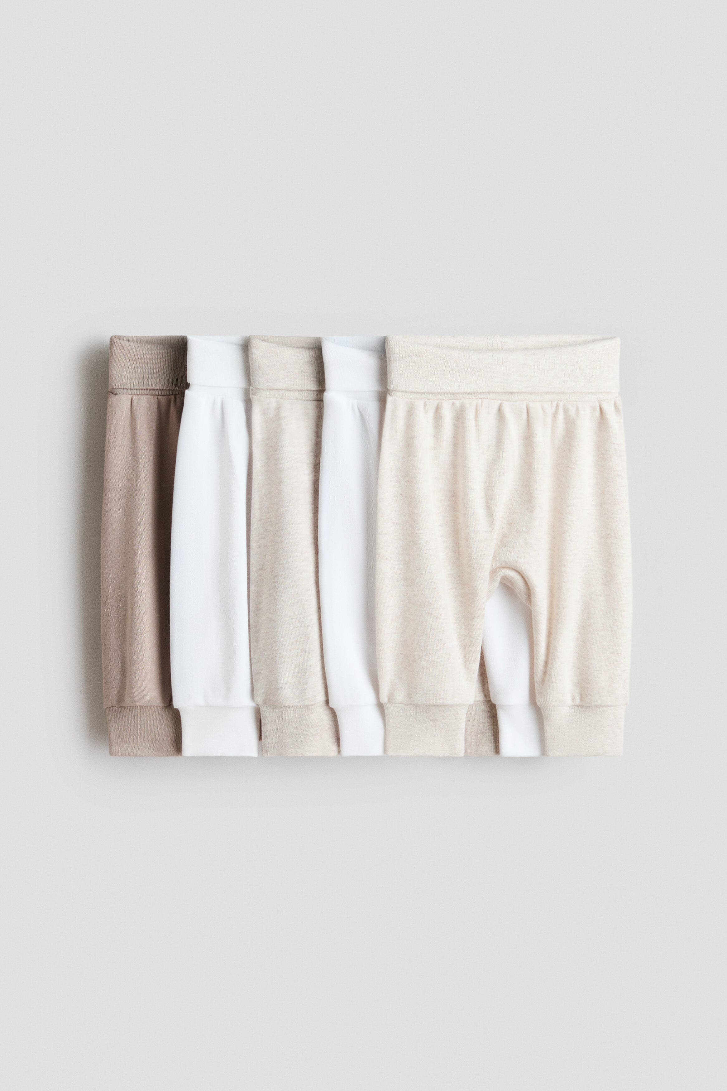 selected Beige/white