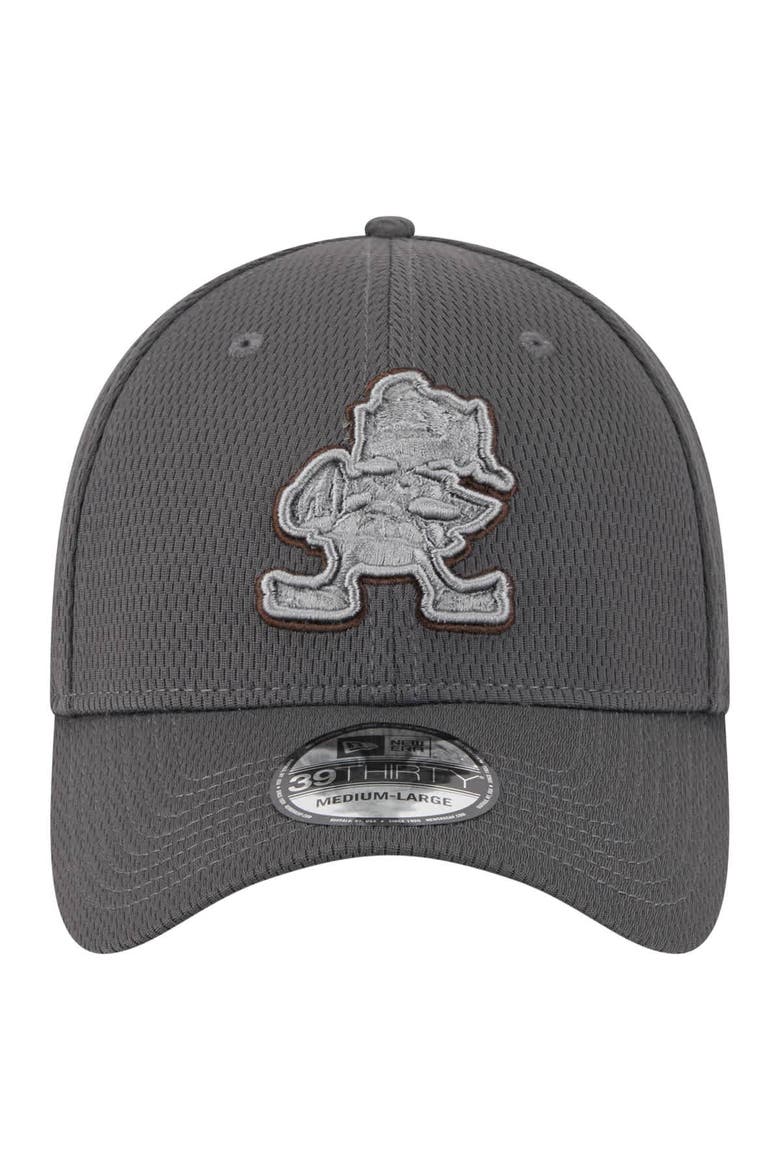 Men's New Era Graphite Cleveland Browns Throwback Logo Main 39THIRTY Flex Hat, Alternate, color, Graphite