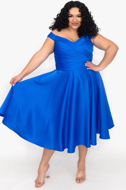 Off-The-Shoulder Pleated Plus Size Party Dress