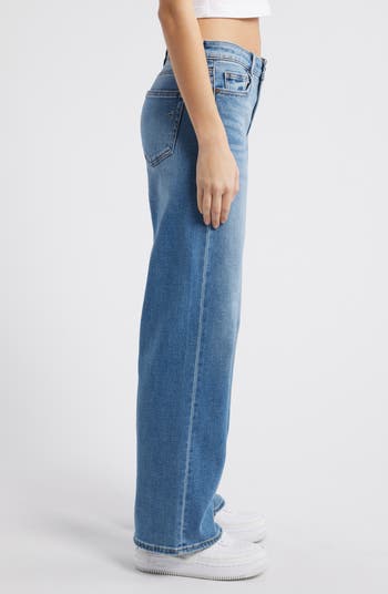 Wide Leg Dad Jeans