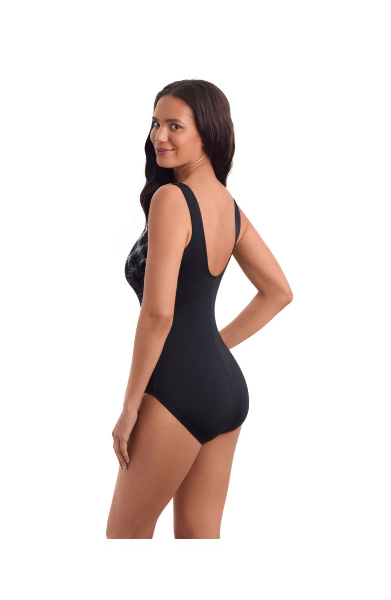 ShapeSolver Sport Scoopneck Tank Chlorine Resistant One-Piece Swimsuit, Alternate, color, Linked Up